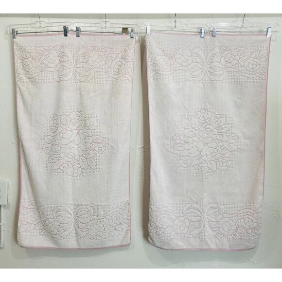Set 2 Vintage Fieldcrest Bath Towels Pink Flowers Howard Kaplan's French Country - Picture 4 of 16